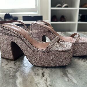 Vicenza Strappy Platform Heel